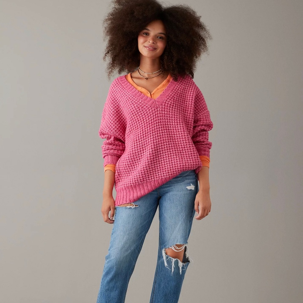 AE Whoa So Cozy Pink Vneck Sweater